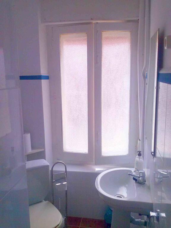 Albergue Internacional De Teruel City Backpackers Oda fotoğraf