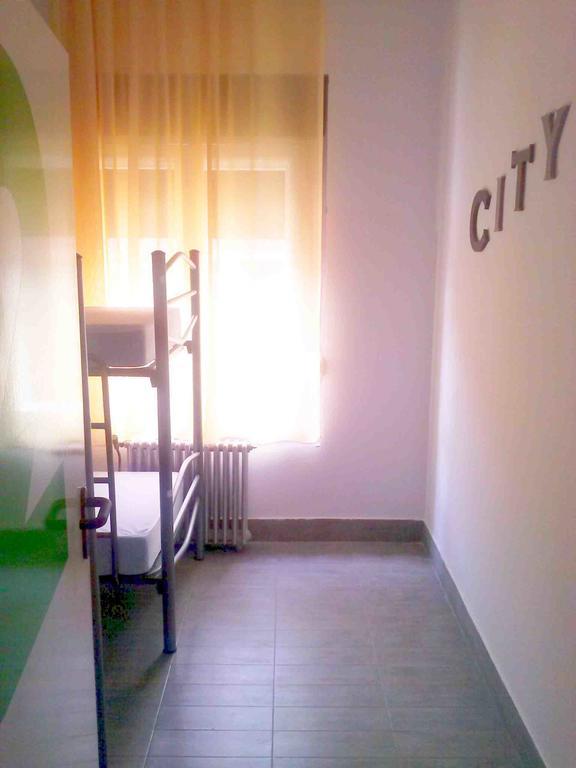 Albergue Internacional De Teruel City Backpackers Oda fotoğraf